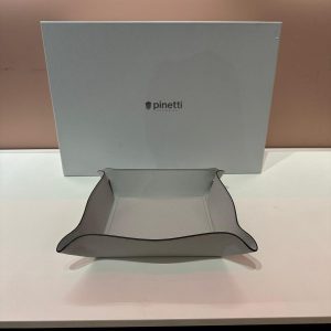 Tacna – “Square M” // 20x20cm - light grey