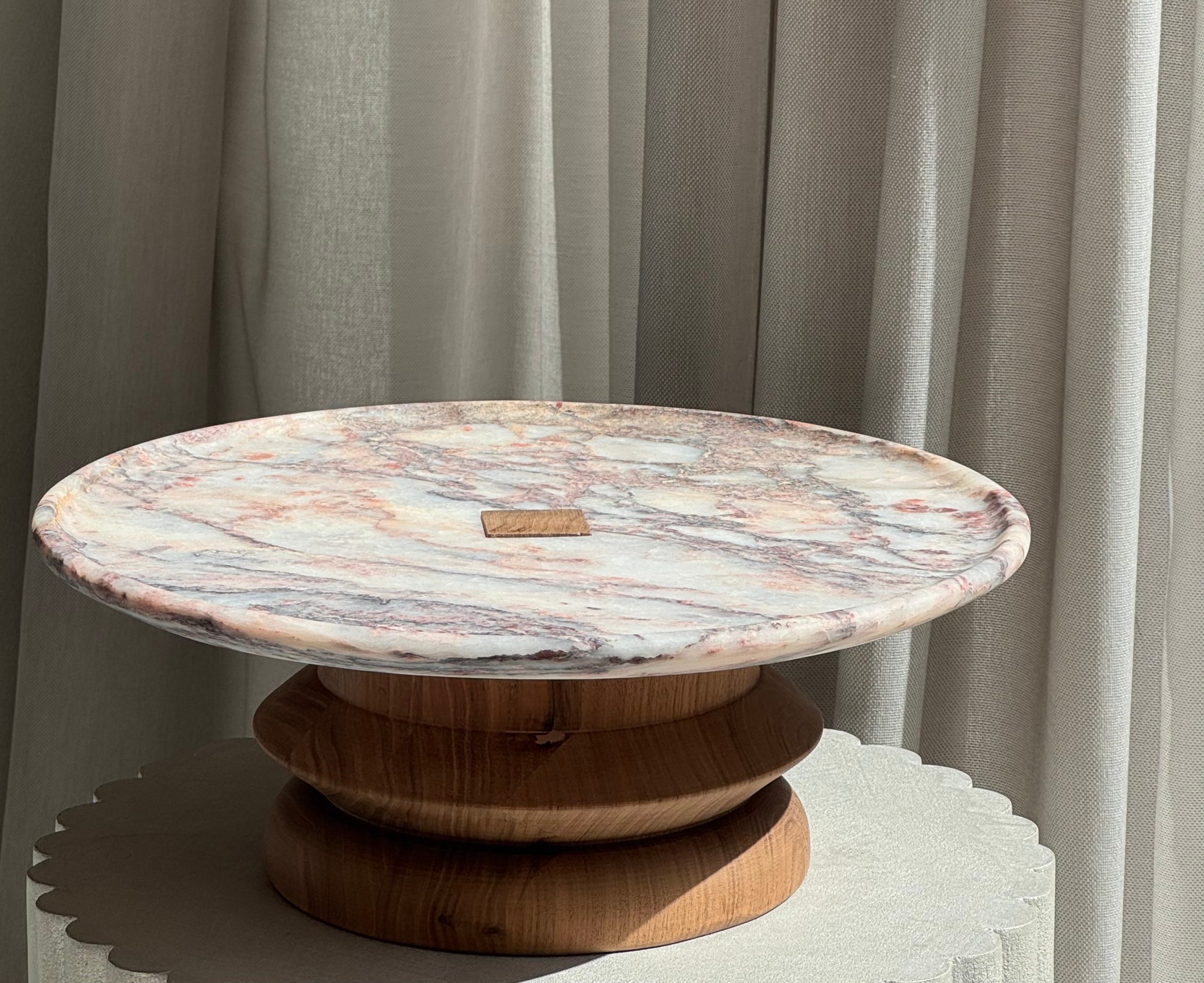 Postolje za tortu - "Canaletto walnut & Fior de Pesco marble" - Slika 2
